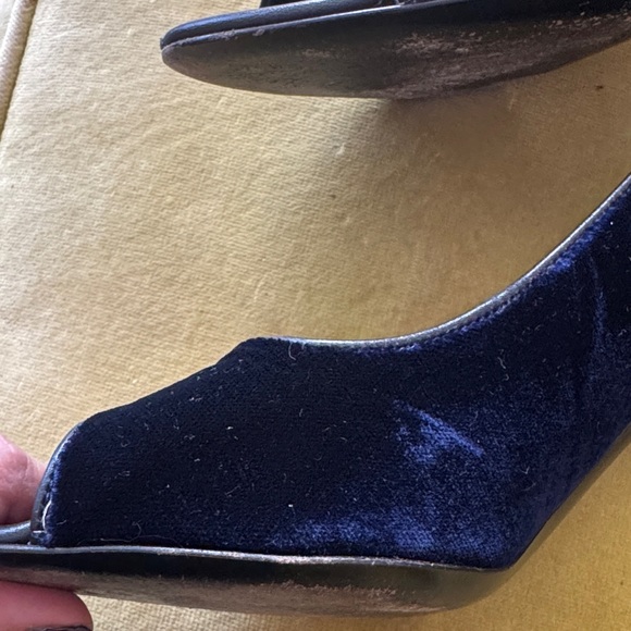 Hugo Boss Women's Elegant Dark Blue Velvet Heels - Picture 8 of 11